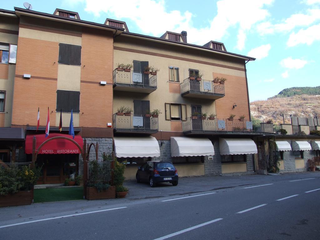Hotel Cimone Риолунато Екстериор снимка